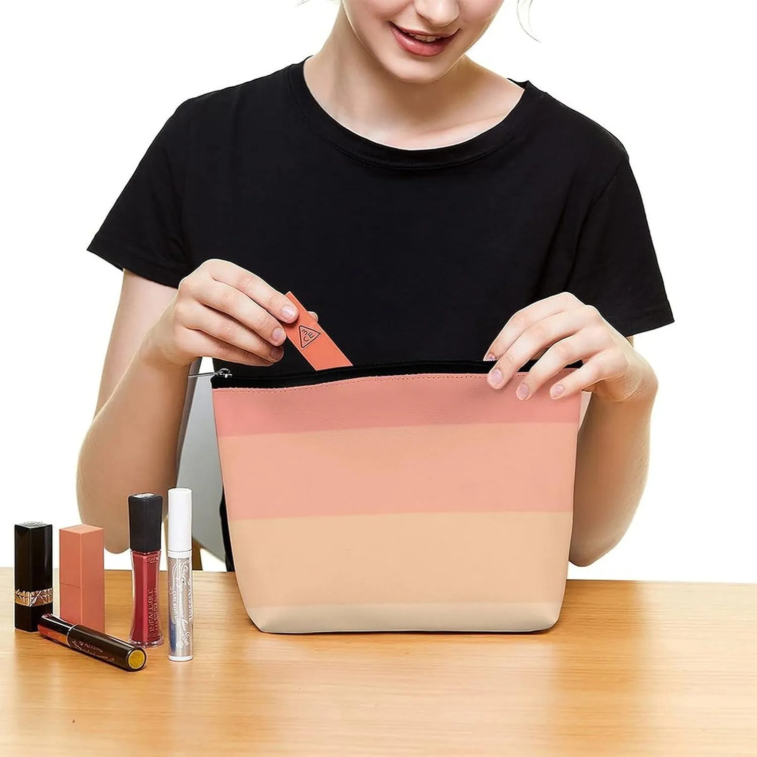 Elegant Makeup Bag, Girly Chic Peach Classic Cosmetic Bag Large Capacity Pouch Portable Organizer for Men & Women