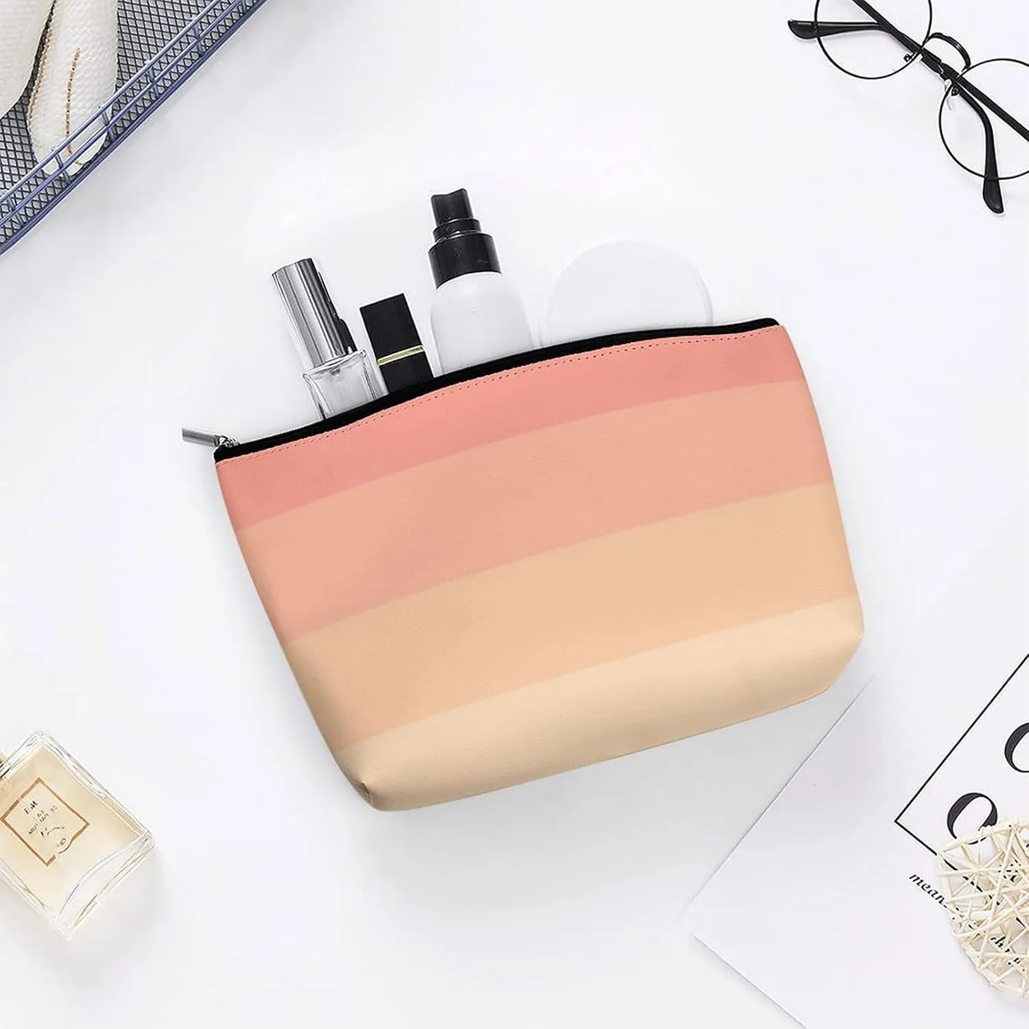 Elegant Makeup Bag, Girly Chic Peach Classic Cosmetic Bag Large Capacity Pouch Portable Organizer for Men & Women