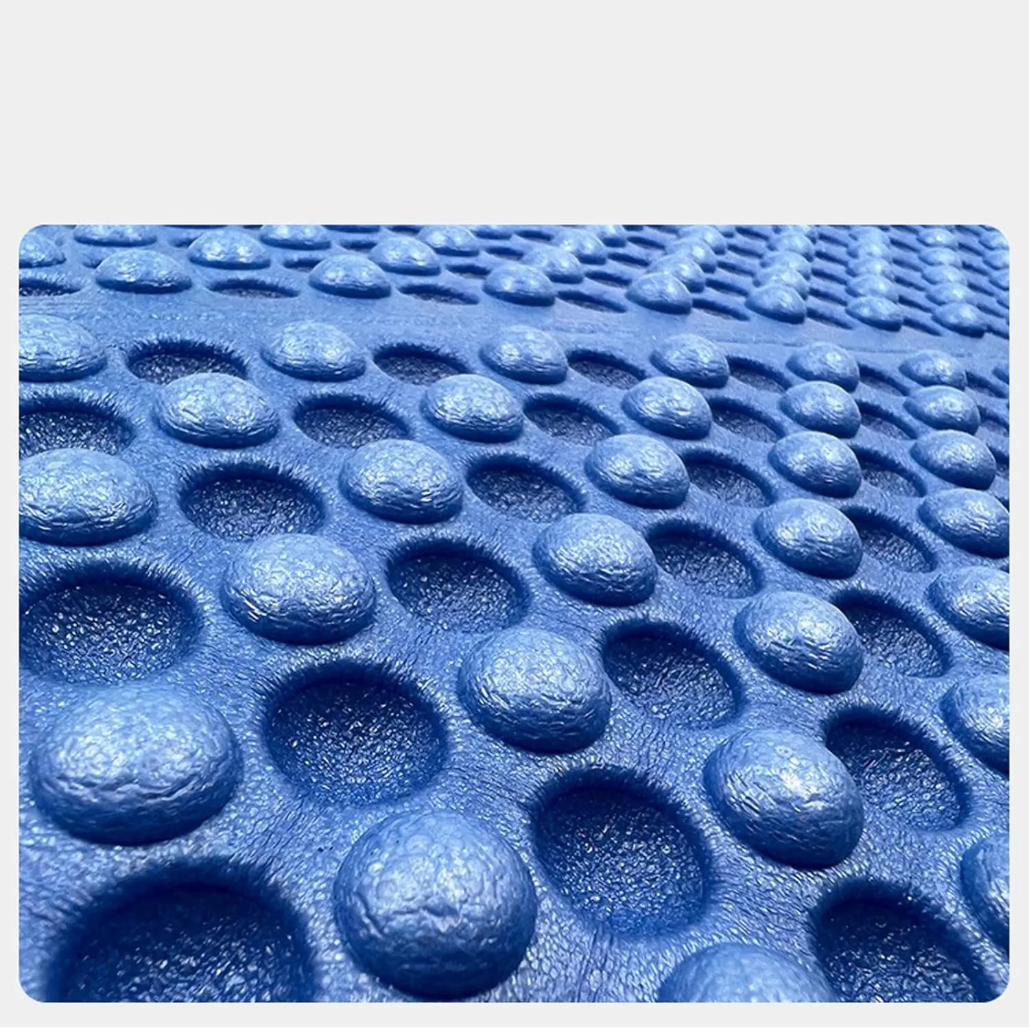 Foam Sleeping Mats for Camping Outdoor Aluminum Film Ultralight Soft Moisture-Proof Mat Sleeping Pad Foldable Sleeping Bed for Camping Tent Mat(Blue)