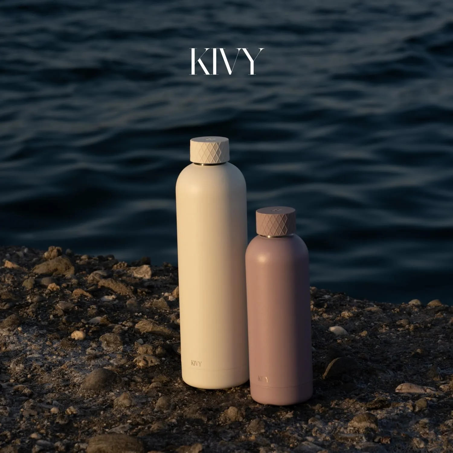KIVY 32oz Stainless Steel Insulated Water Bottle - Leak Proof, Keeps Cold Up to 24 Hours, Hot Up to 18 Hours - Dishwasher Safe, Scratch Resistant - BPA Free - Cream White
