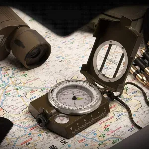 KouRy Foldable Compass, Portable Outdoor Navigation Compass Tools, for Camping, Hiking and Other Outdoor Activities Durable Suitable for Outdoor Camping
