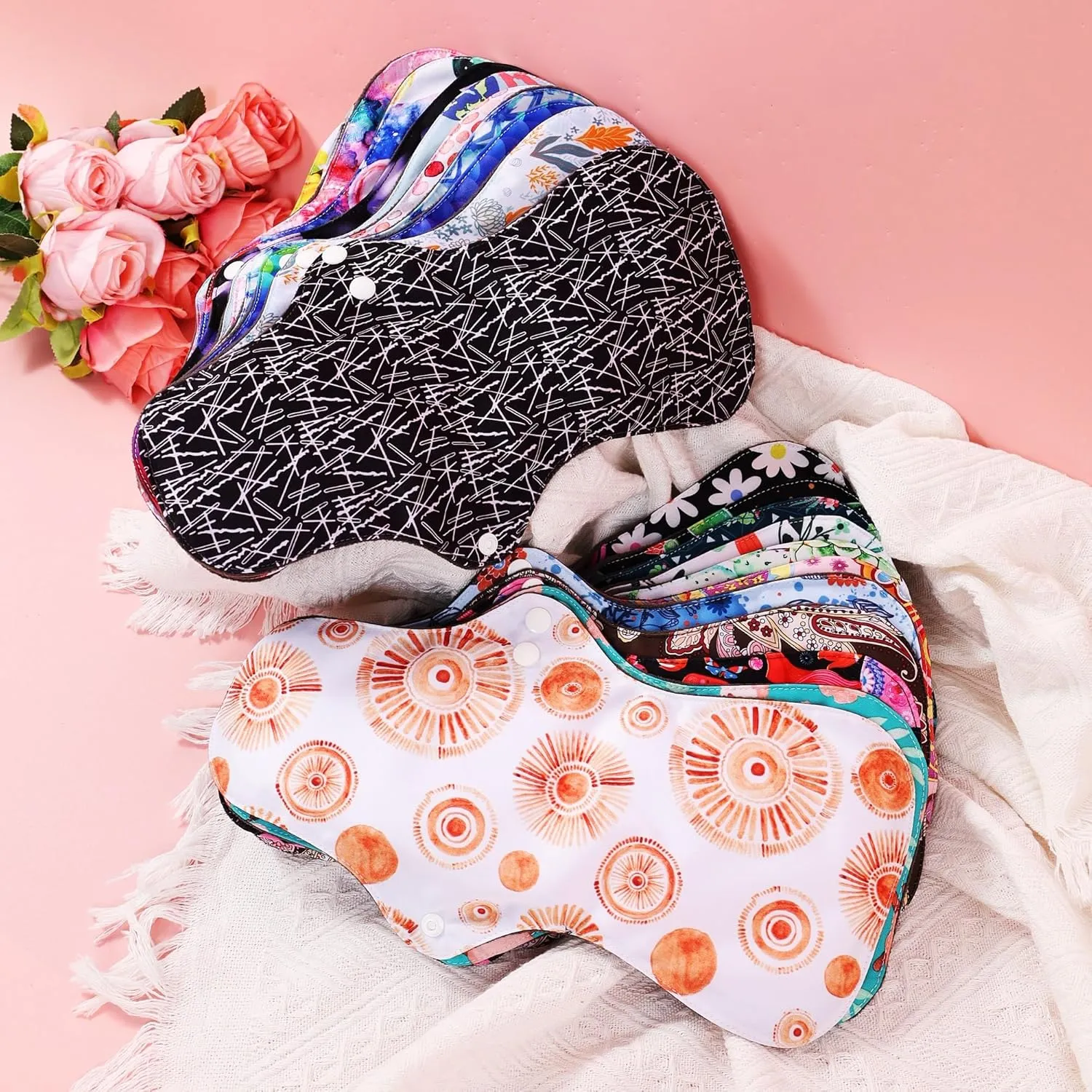 Large Random Prints Reusable Cloth Menstrual Pads Waterproof Sanitary Pads (5randompads)