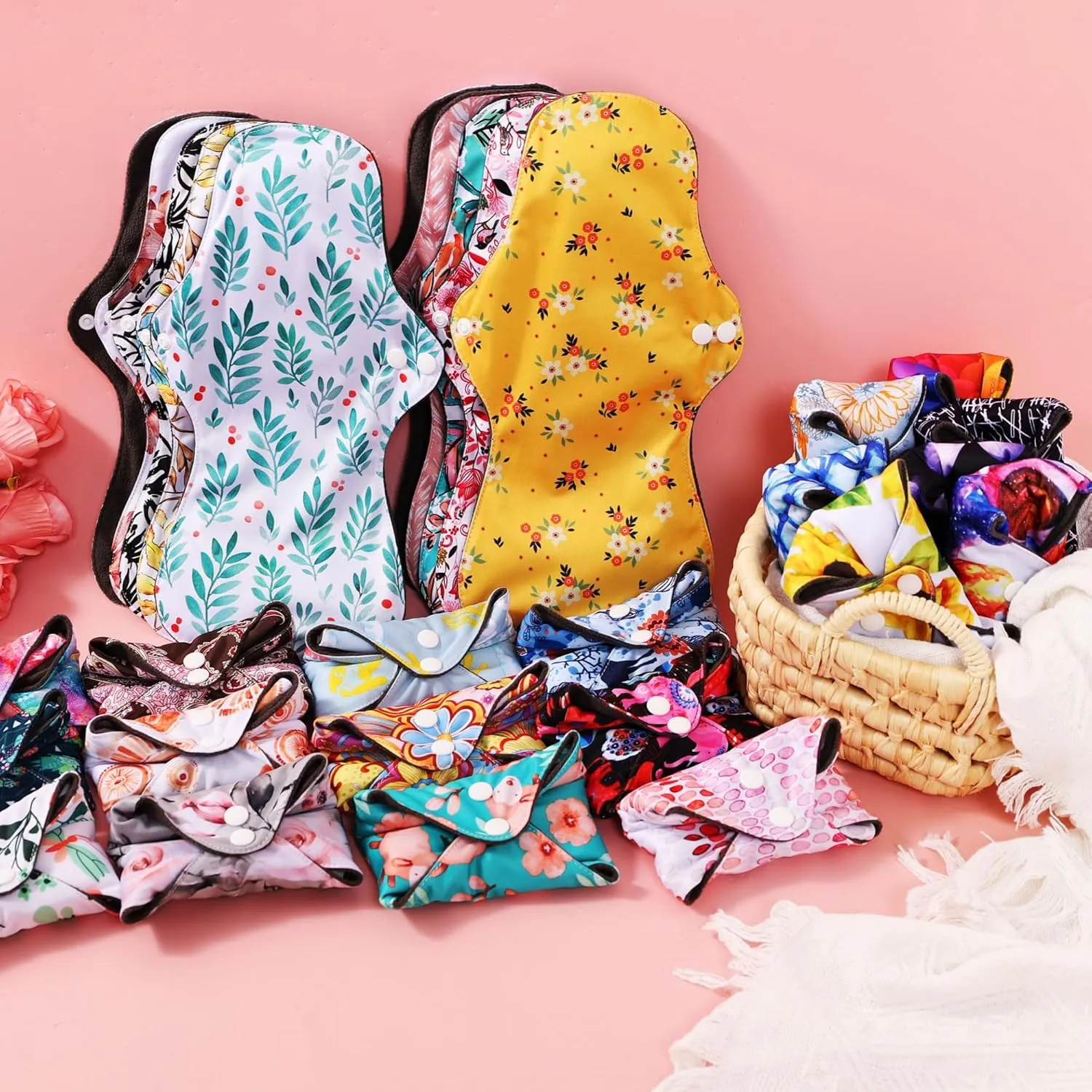Large Random Prints Reusable Cloth Menstrual Pads Waterproof Sanitary Pads (5randompads)