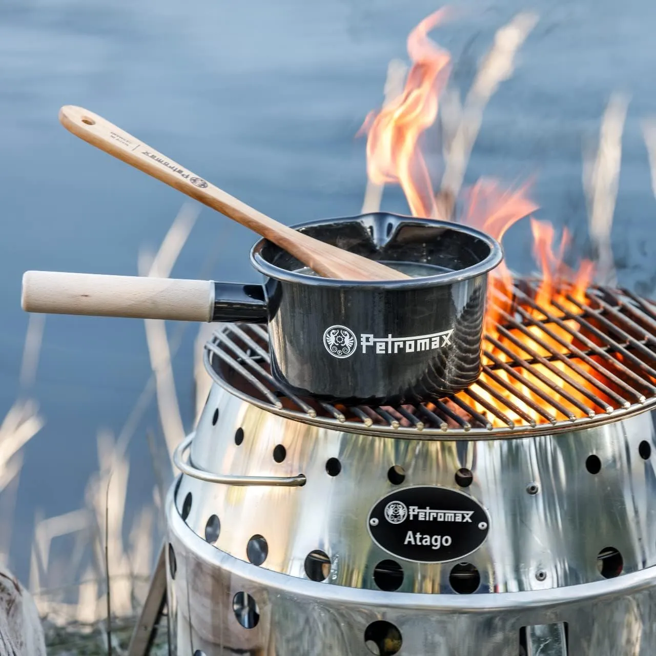 Petromax Enamel Pan for Campfire Cooking, Indoor/Outdoor Steel Pot