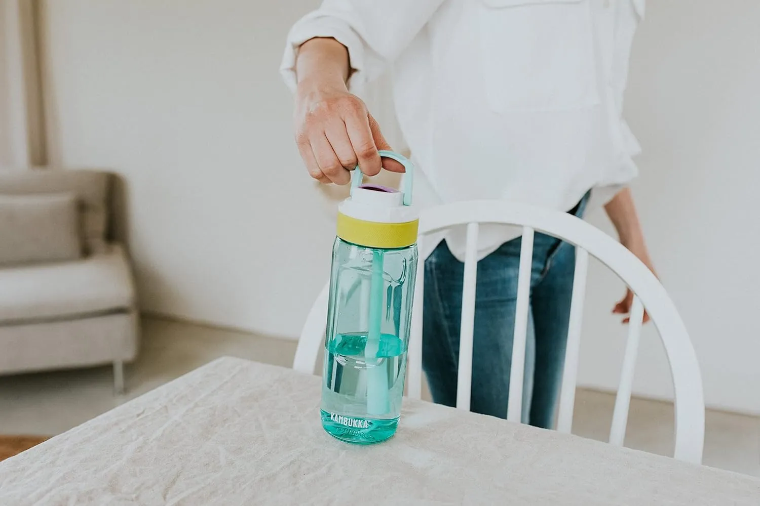 Plastic Water bottle (750ml/25oz) - leakproof - Anti-stains and odors - Durable and shockproof - Dishwasher safe - leakproof water bottle - model LAGOON Candy Dance