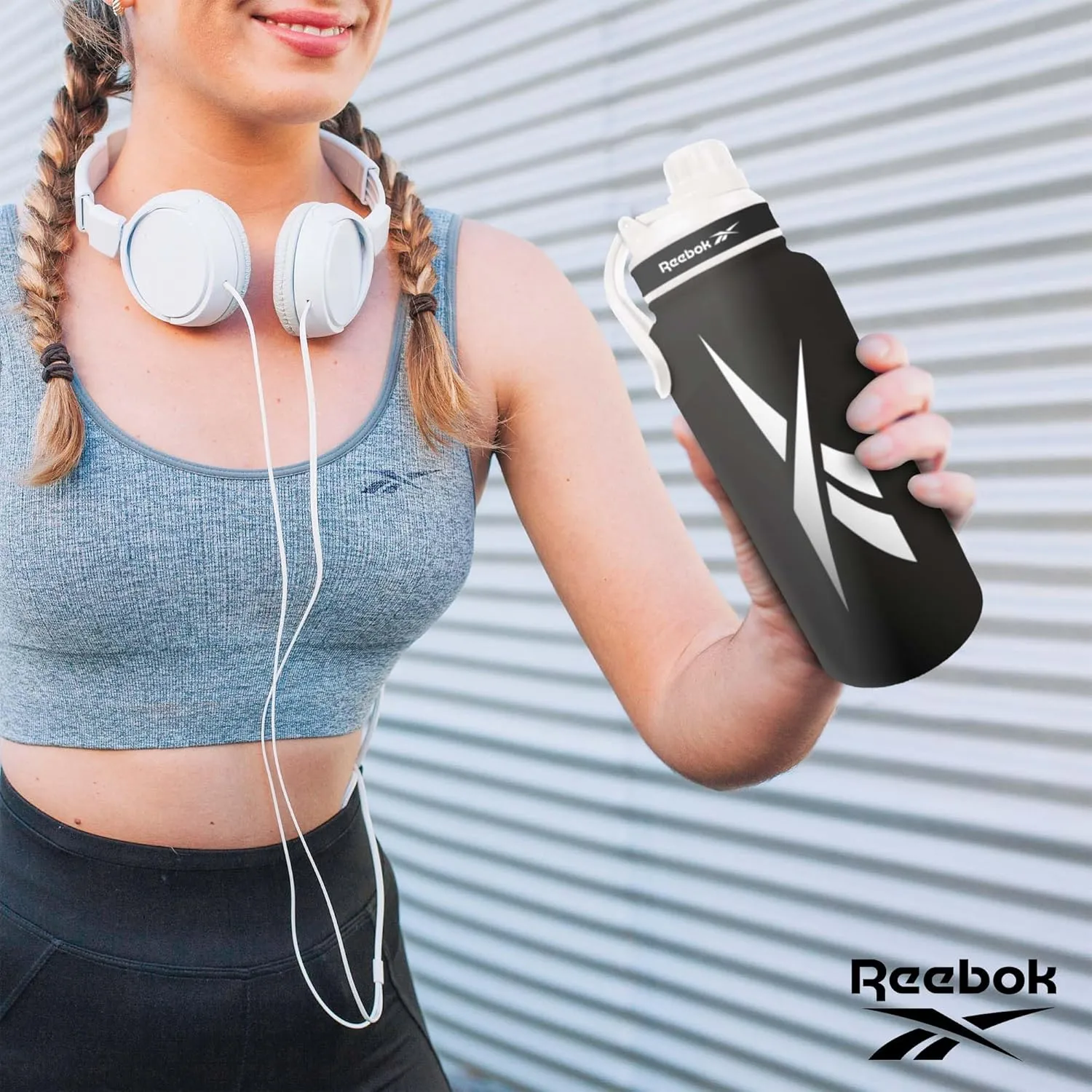 Reebok Stainless Steel Water Bottle With Athletic Design - Insulated Water Bottle 40 oz With Chug Lid - Double Wall Vaccum Insulated Sports Water Bottle, BPA Free (Black)
