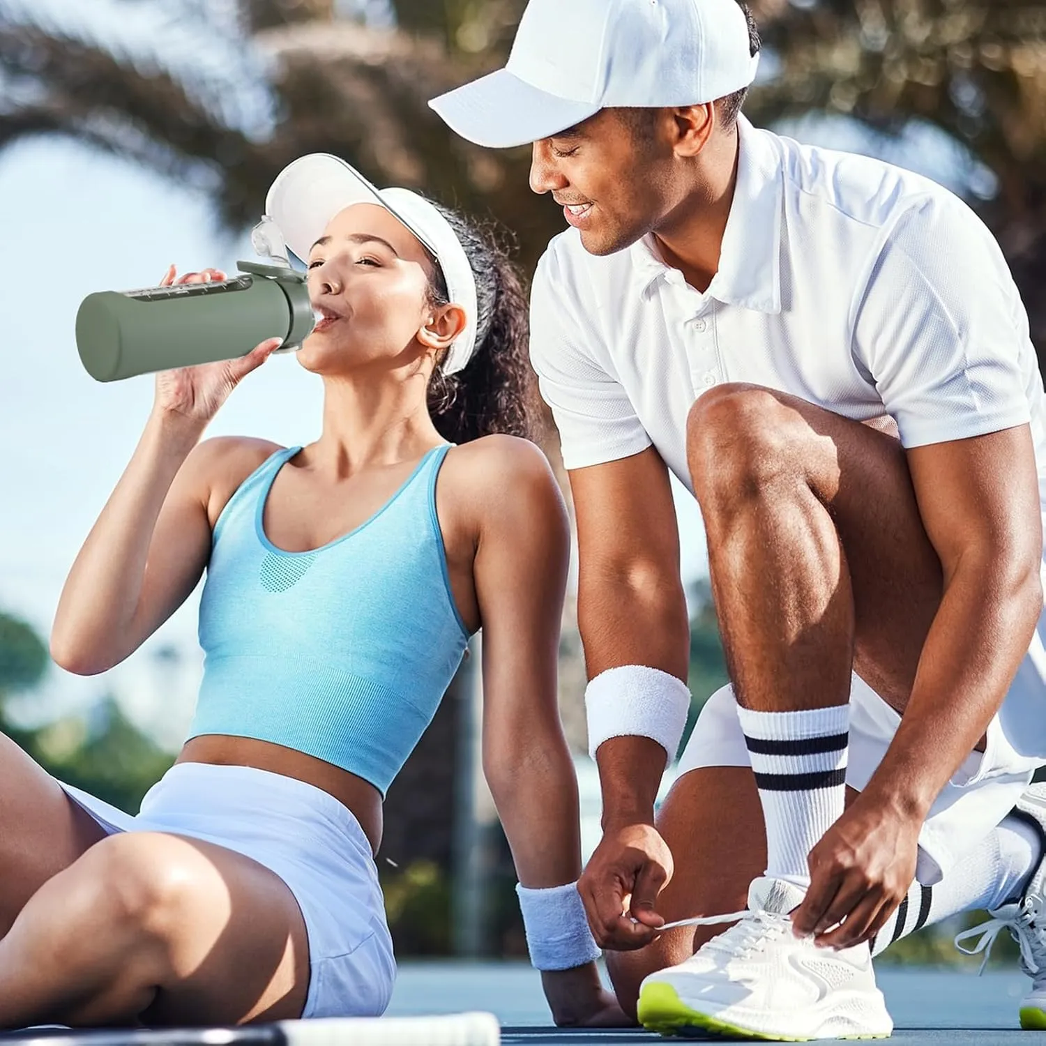 SIEROZUR 64 oz Glass Water Bottle with Straw and Handle, Half Gallon Sports Large Water Bottle with Time Marker and Silicone Sleeve, Leakproof Glass Drinking Bottle for Gym, Travel, Workout, Green