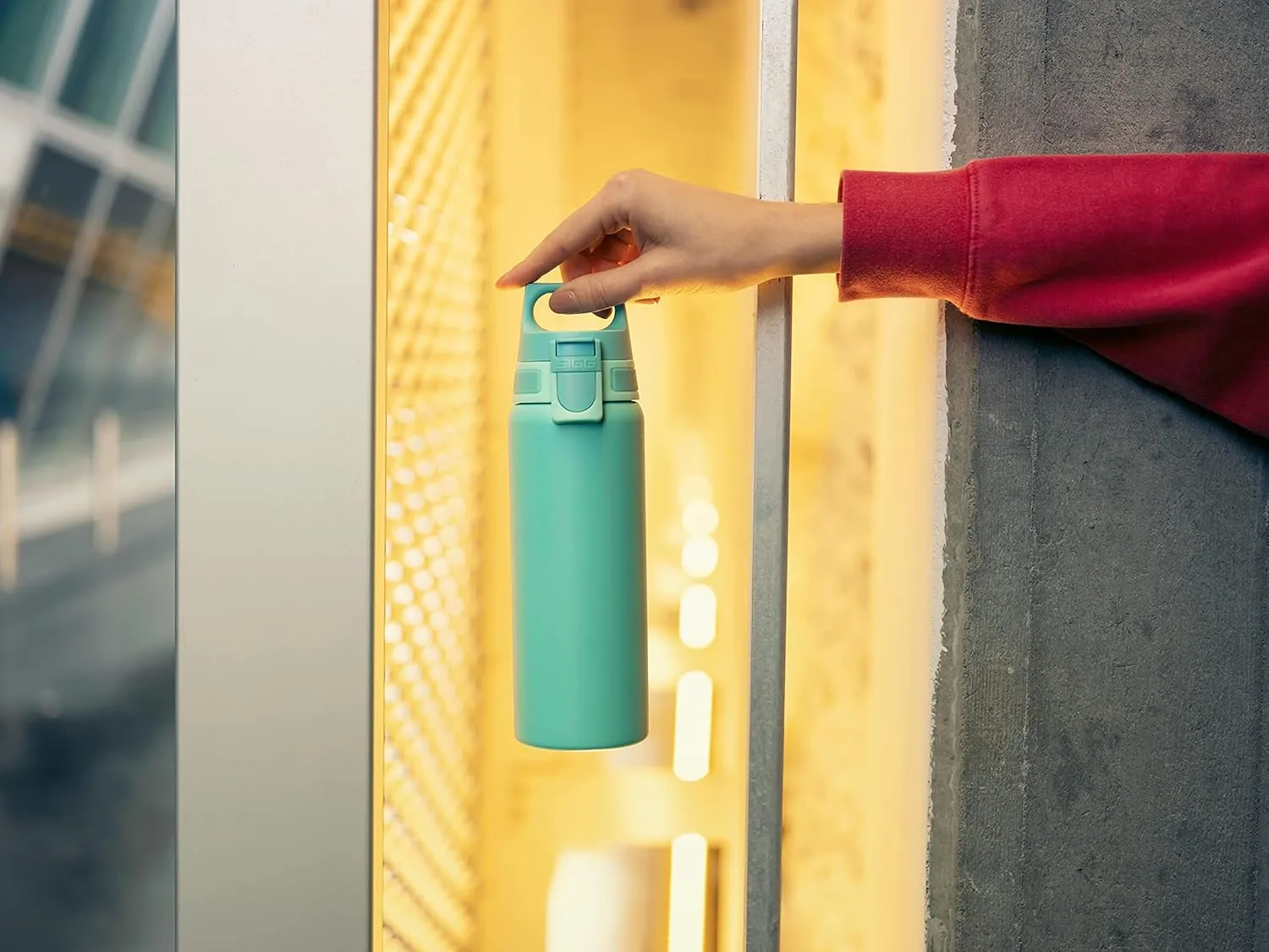 SIGG - Reusable Water Bottle - Shield ONE Glacier - Leakproof - Recyclable - BPA Free - Light blue - 34 Oz