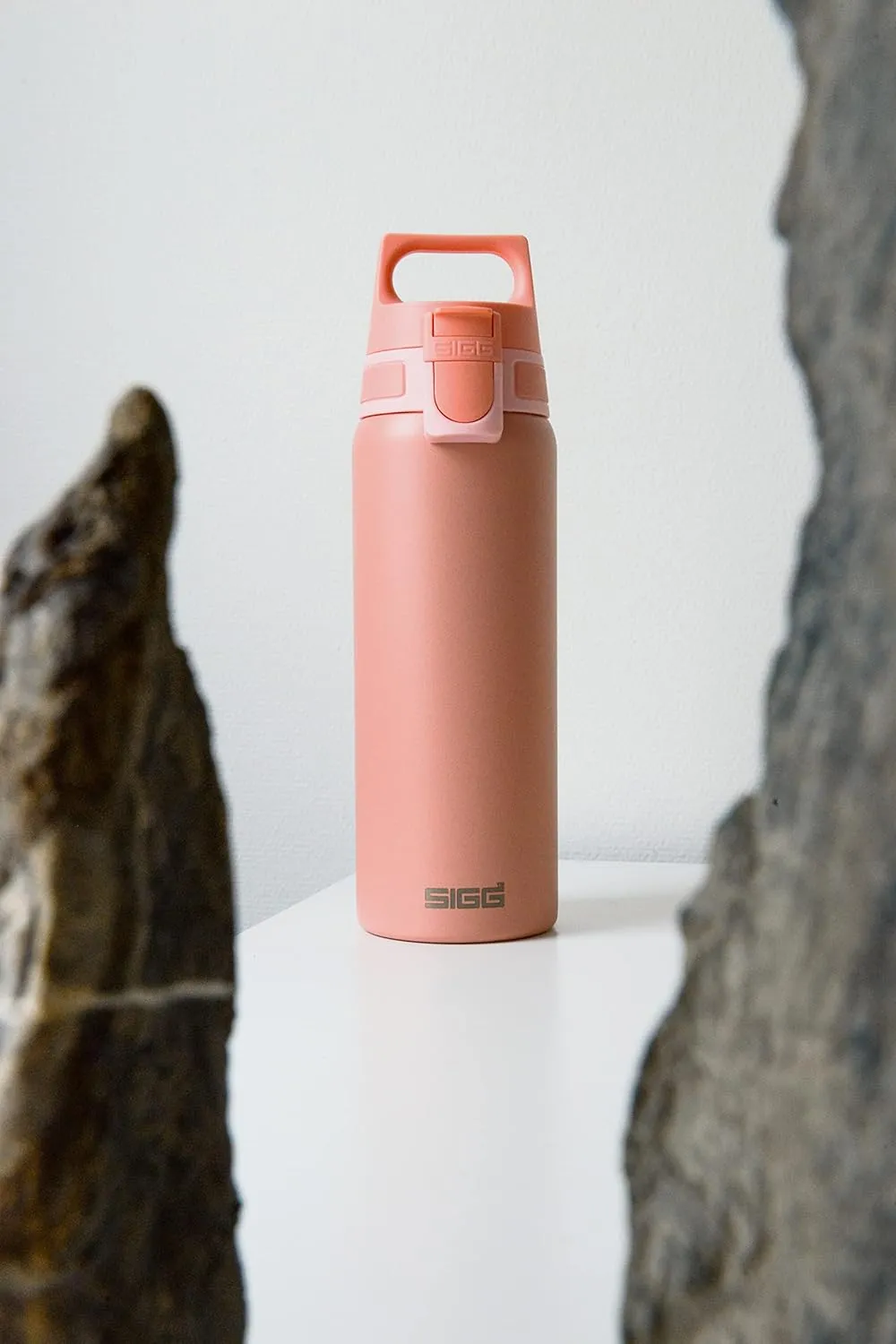 SIGG - Reusable Water Bottle - Shield ONE - Leakproof - Recyclable - BPA Free - Shy Pink - 34 Oz