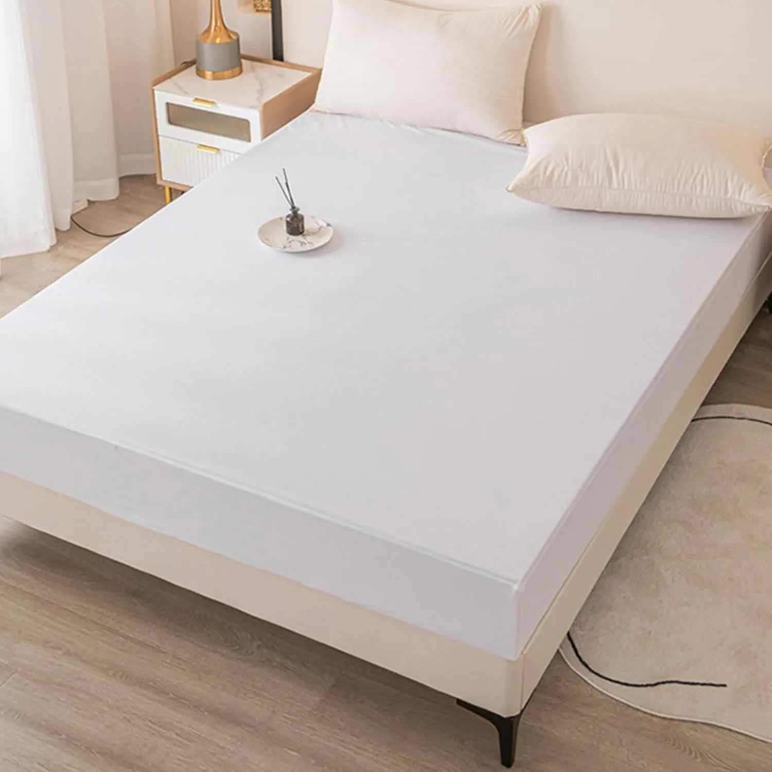 Waterproof Mattress Protector Queen, Soft Breathable Solid Color Mattress Cover Stretches up to 11", Noiseless Washable Bed Cover for Kids Adults Pets (Include Pillowcases) (B,Twin XL)